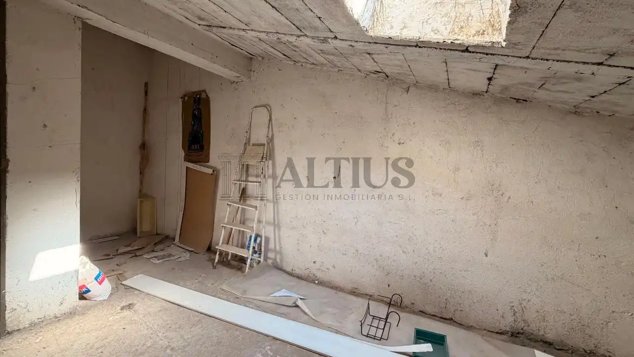 Flat for rent in Santiago de Compostela   with Heating