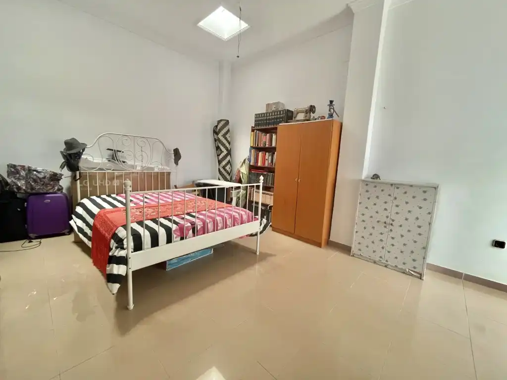 Bedroom of Flat for sale in Dos Hermanas