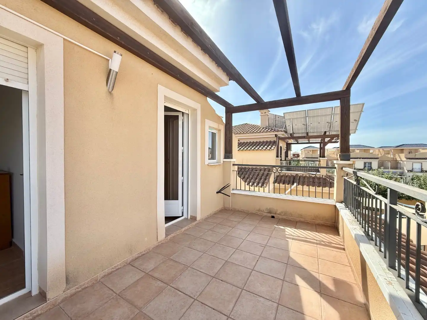 Terraza de Casa adosada de alquiler en Pilar de la Horadada con Aire acondicionado, Calefacción y Jardín privado
