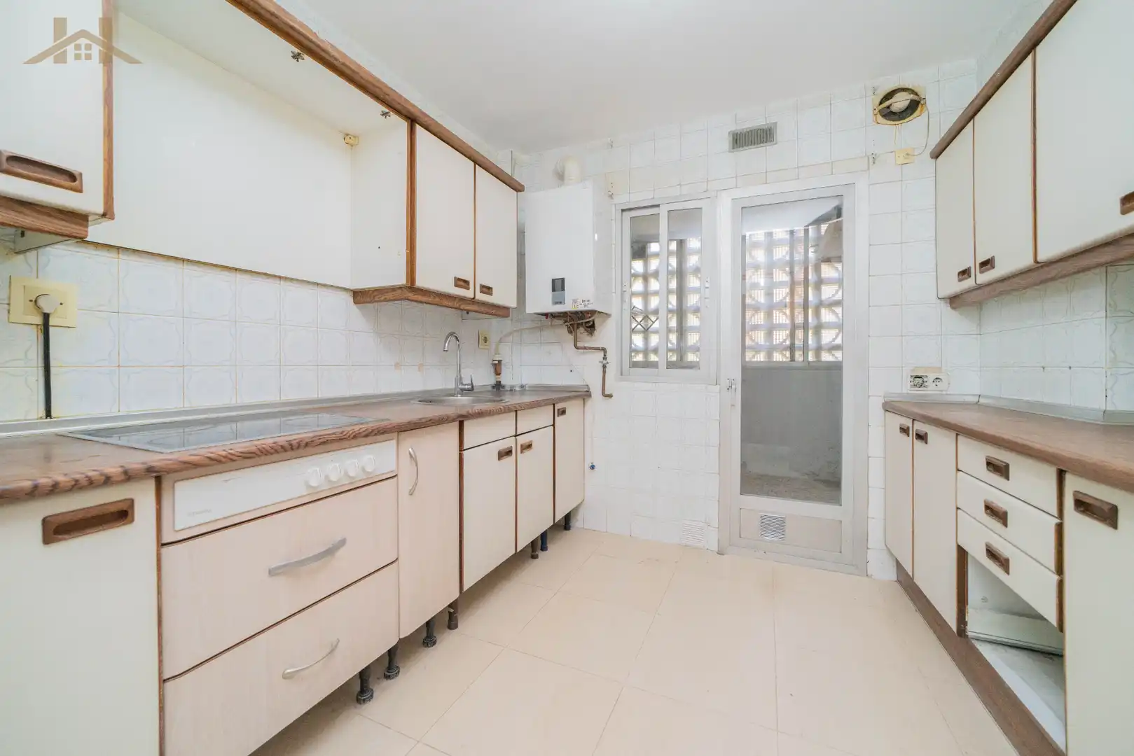 Kitchen of Flat for sale in Móstoles  with Air Conditioner and Terrace