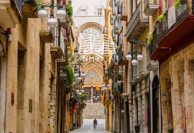 Edificio en Venta en destral en Part Alta