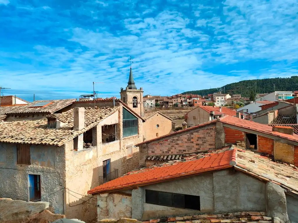 Vista exterior de Finca rústica en venda en La Portellada amb Terrassa i Balcó