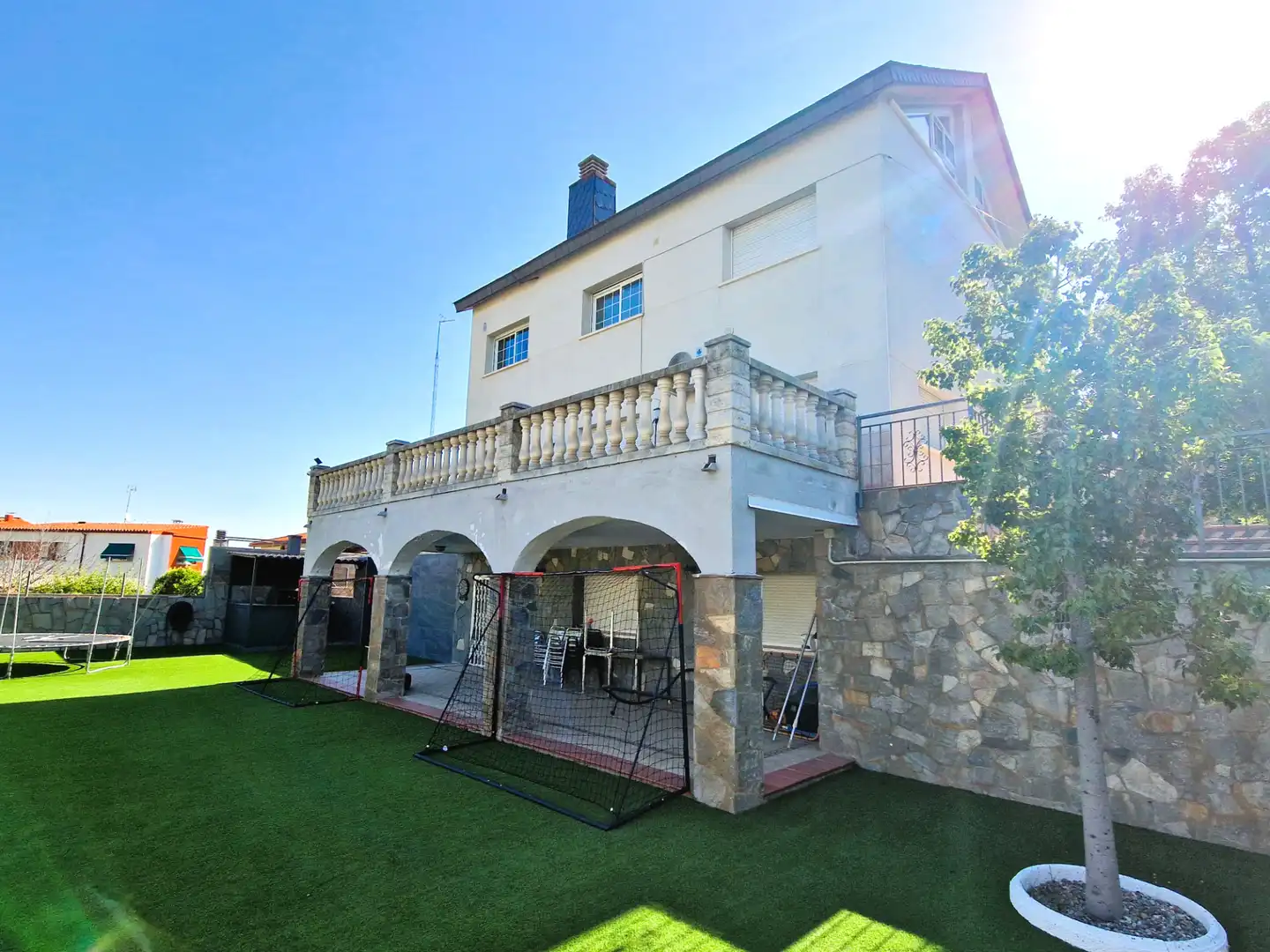 Vista exterior de Casa o chalet en venta en Terrassa con Aire acondicionado, Calefacción y Jardín privado