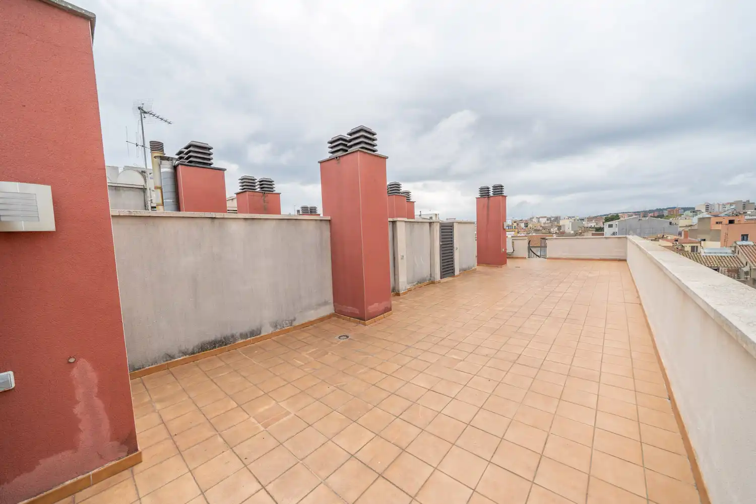 Terrassa de Àtic en venda en Figueres amb Aire condicionat, Calefacció i Terrassa