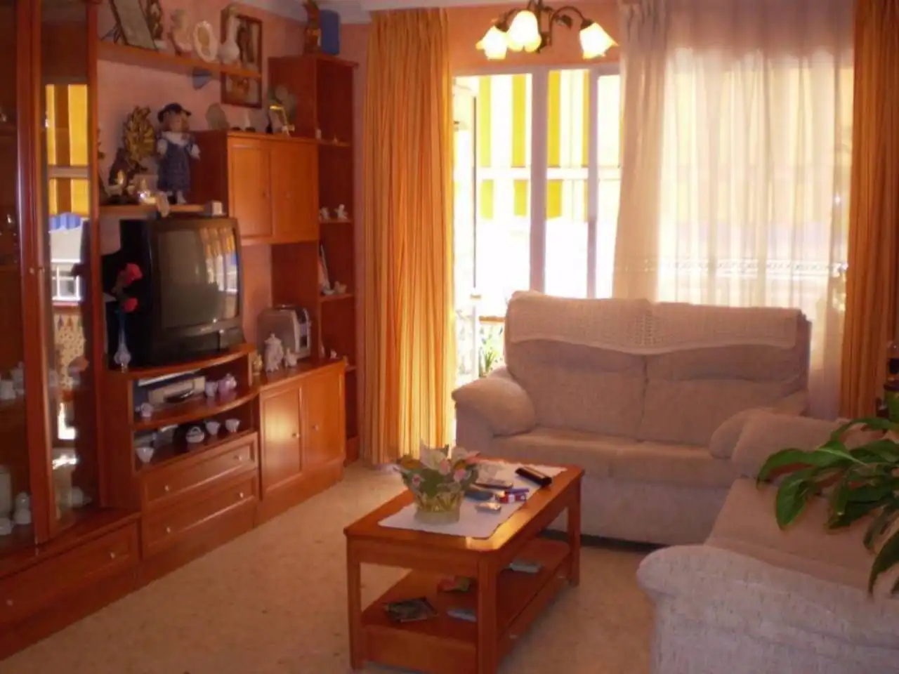 Appartamento con terrazza in vendita a Cabra, imagen 4