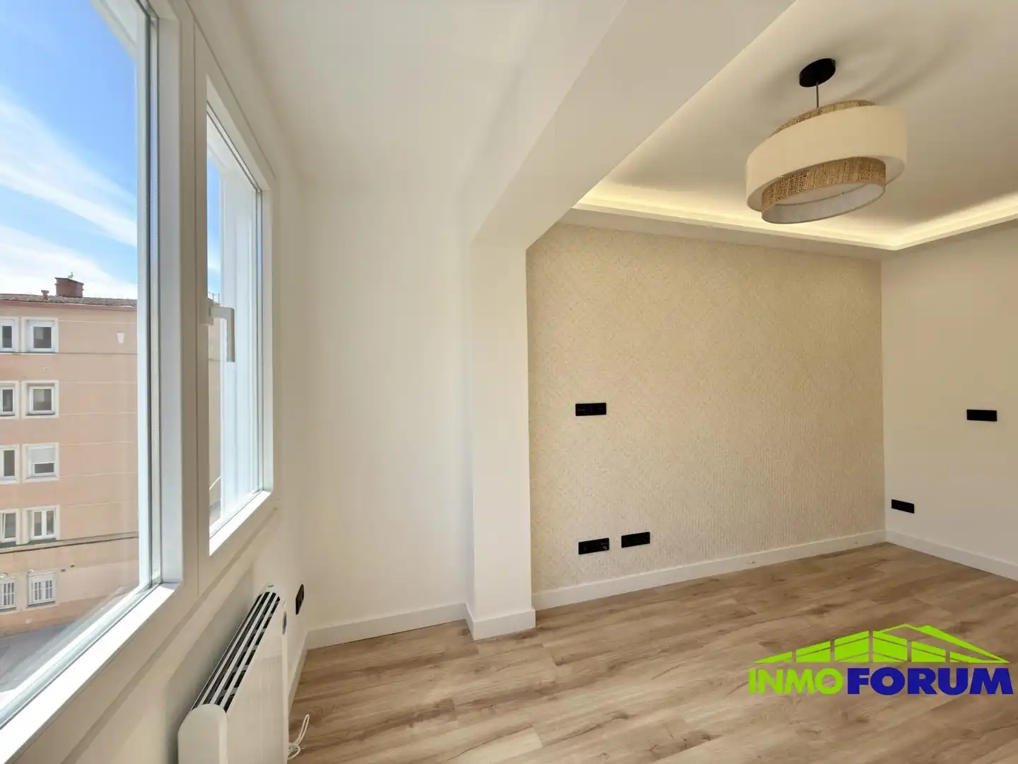 Piso en venta en A Coruña Capital  con Calefacción y Trastero