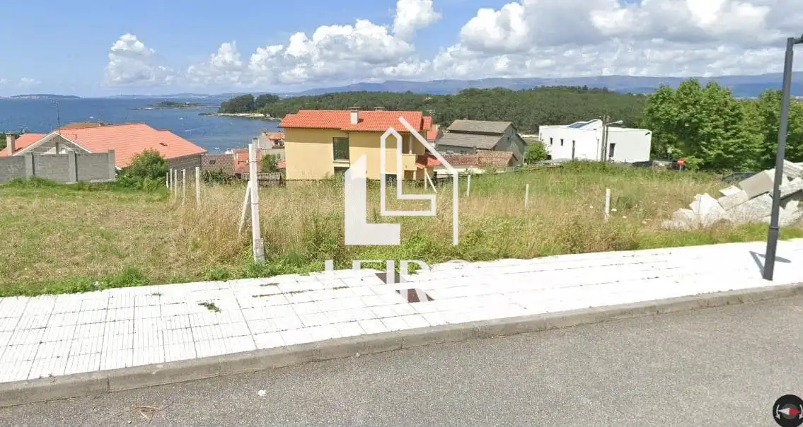 Wohnbaugrundstück zum Verkauf in O Carril, imagen 2