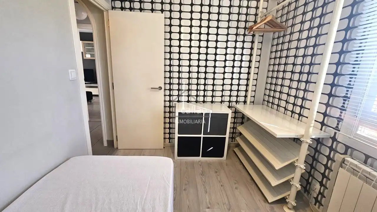Schlafzimmer von Wohnung zur Miete in Ferrol mit Heizung