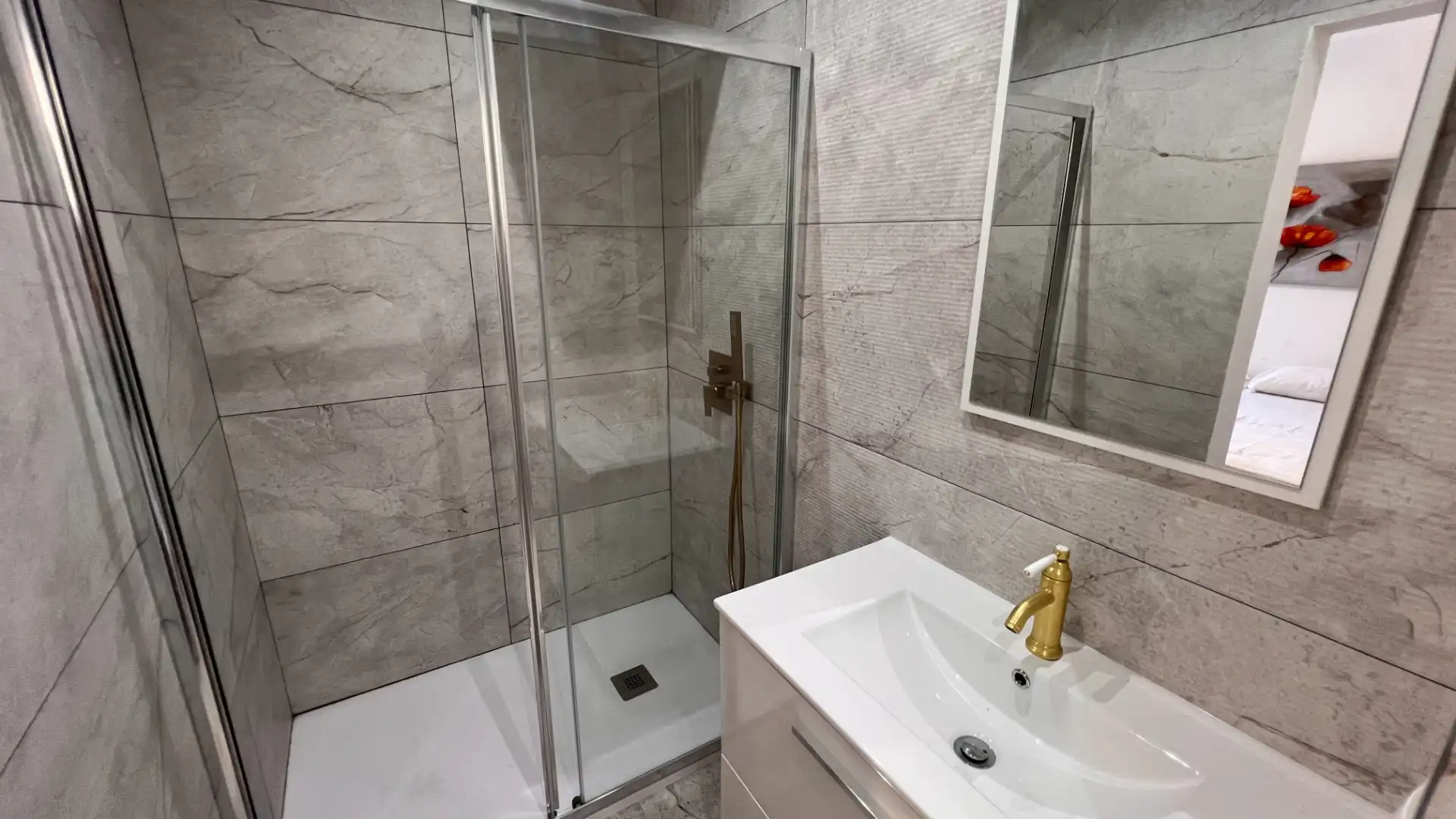 Bany de Casa o xalet en venda en Torrox amb Aire condicionat, Terrassa i Moblat