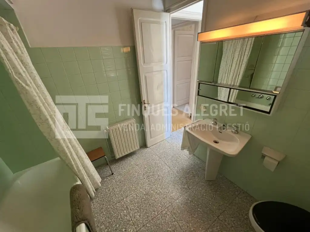 Bathroom of Houses for sale in La Pobla de Segur