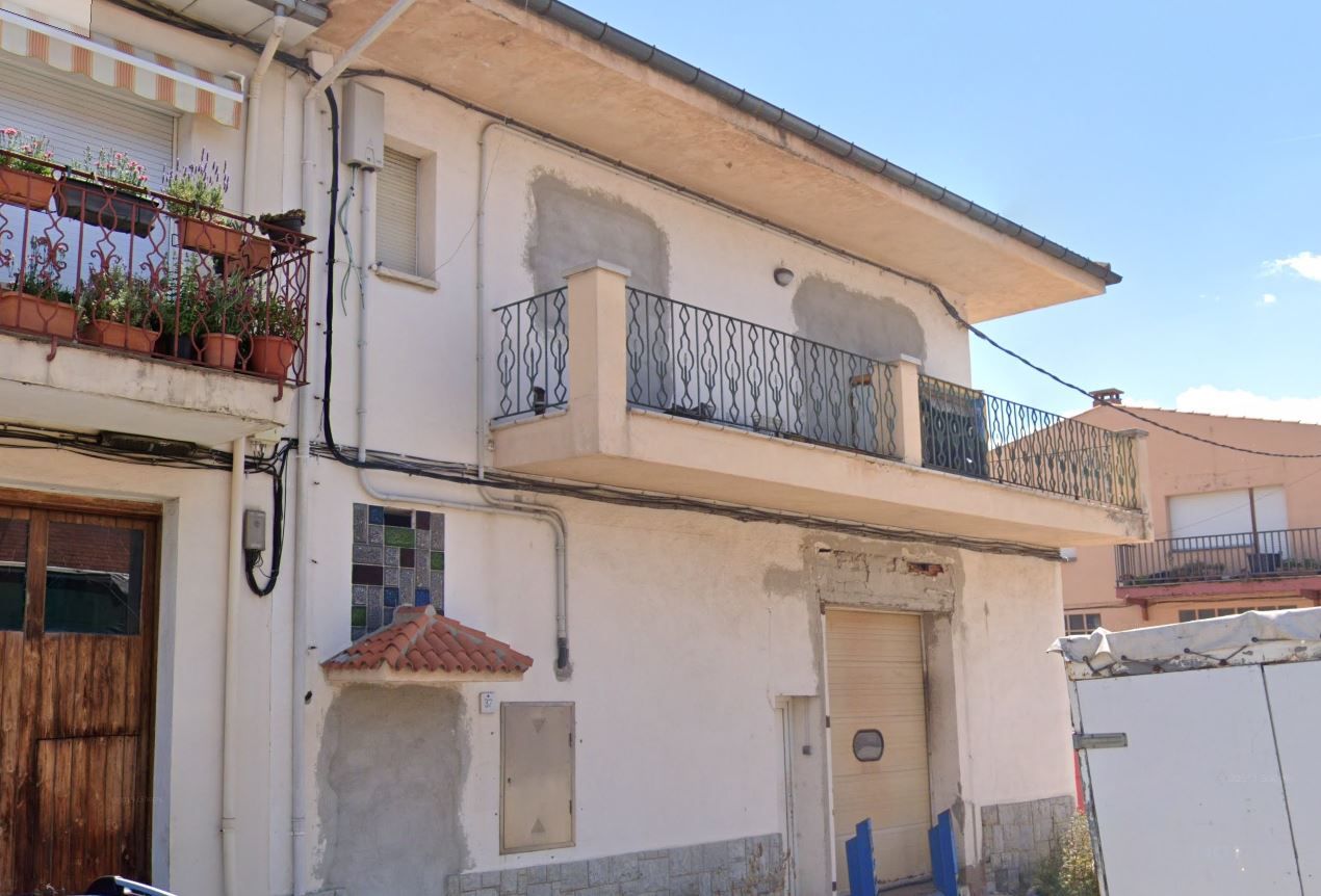 Exterior view of Single-family semi-detached for sale in Gurb
