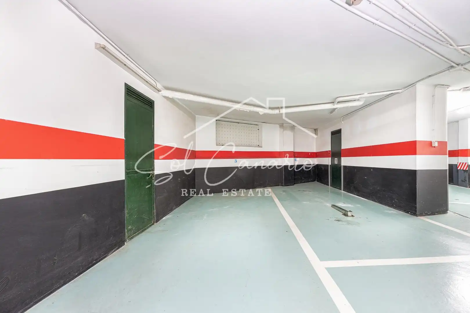 Parking of Flat for sale in Las Palmas de Gran Canaria  with Alarm