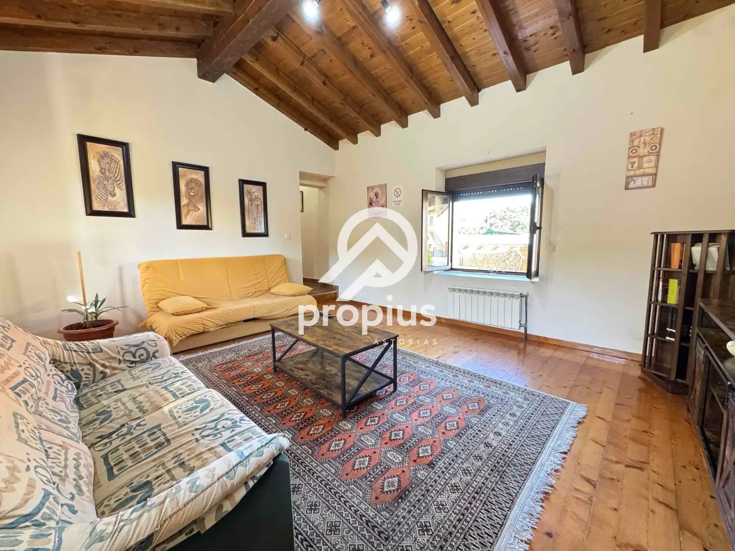 Living room of Houses for sale in Llanes  with Heating, Private garden and Parquet flooring