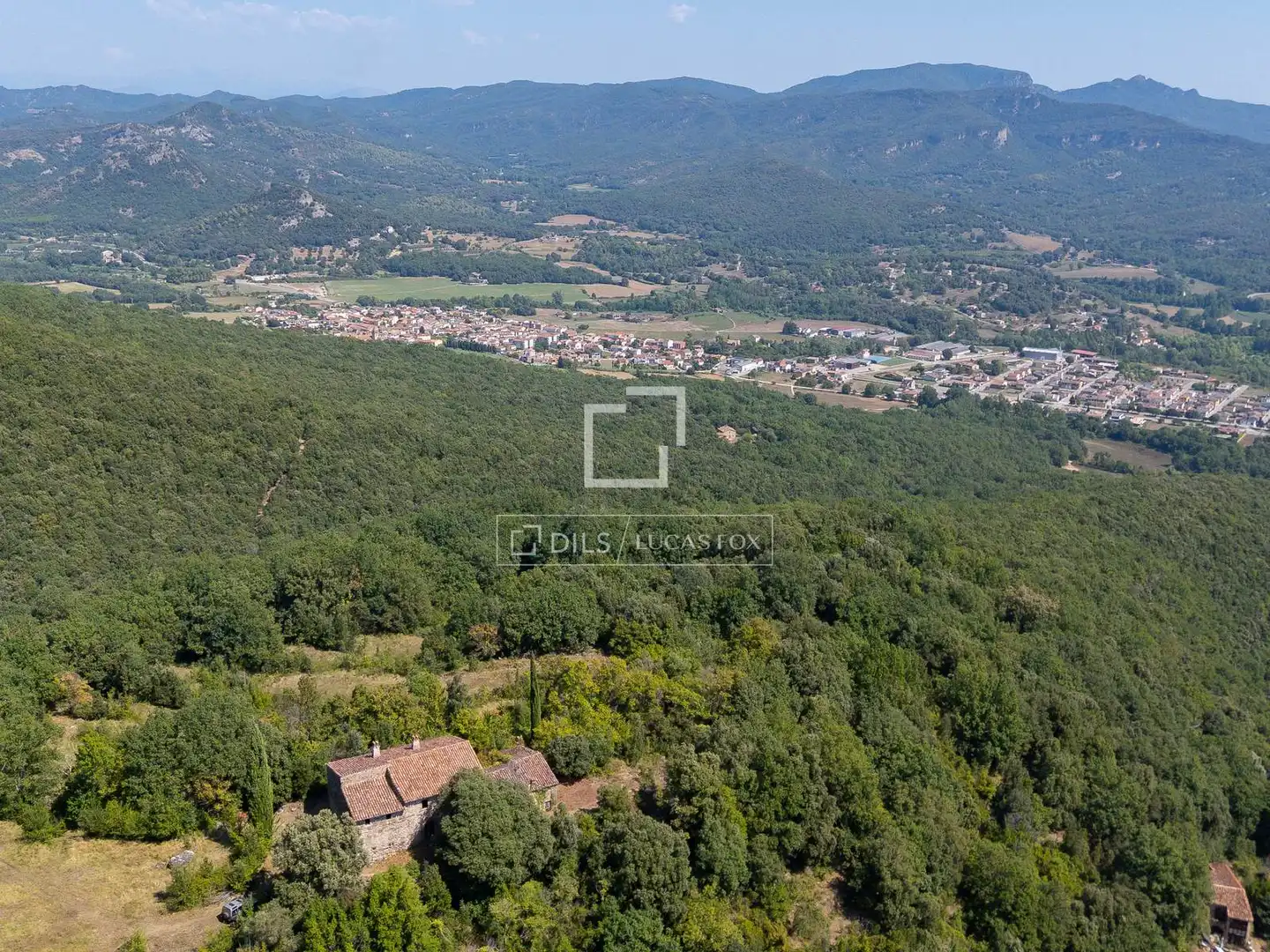 Country house zum Verkauf in Les Planes d'Hostoles