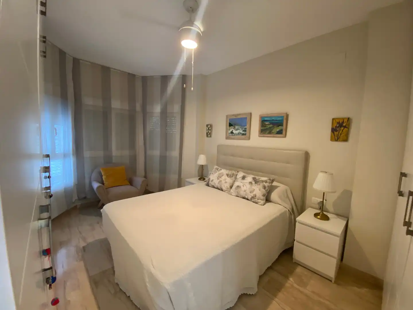 Habitación de Casa o chalet en venta en Dos Hermanas con Aire acondicionado, Jardín privado y Terraza