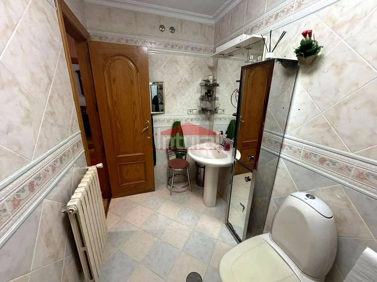Baño de Piso en venta en Albacete con Aire acondicionado, Calefacción y Terraza
