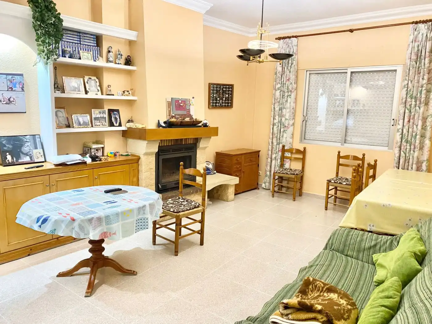 Sala de estar de Casa o chalet en venta en Lorca con Terraza, Trastero y Amueblado