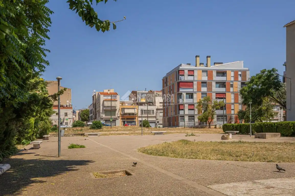 Vista exterior de Piso en venta en Sabadell con Aire acondicionado y Terraza