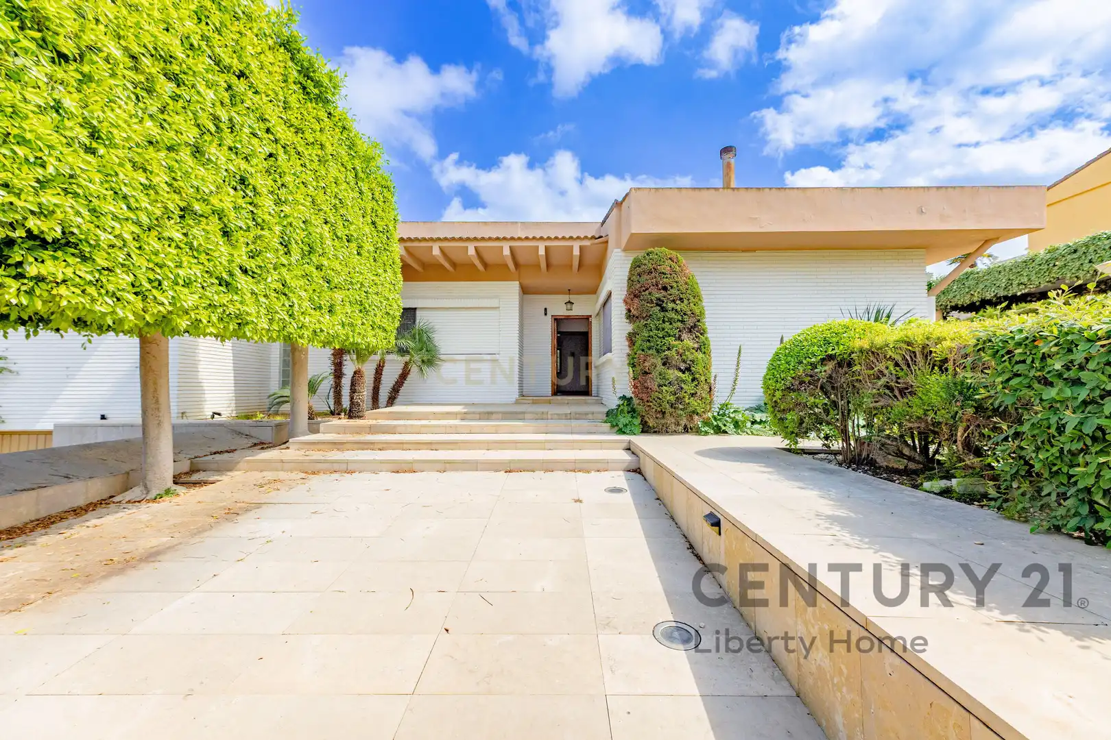 Vista exterior de Casa o chalet en venta en Torrent con Aire acondicionado, Jardín privado y Piscina