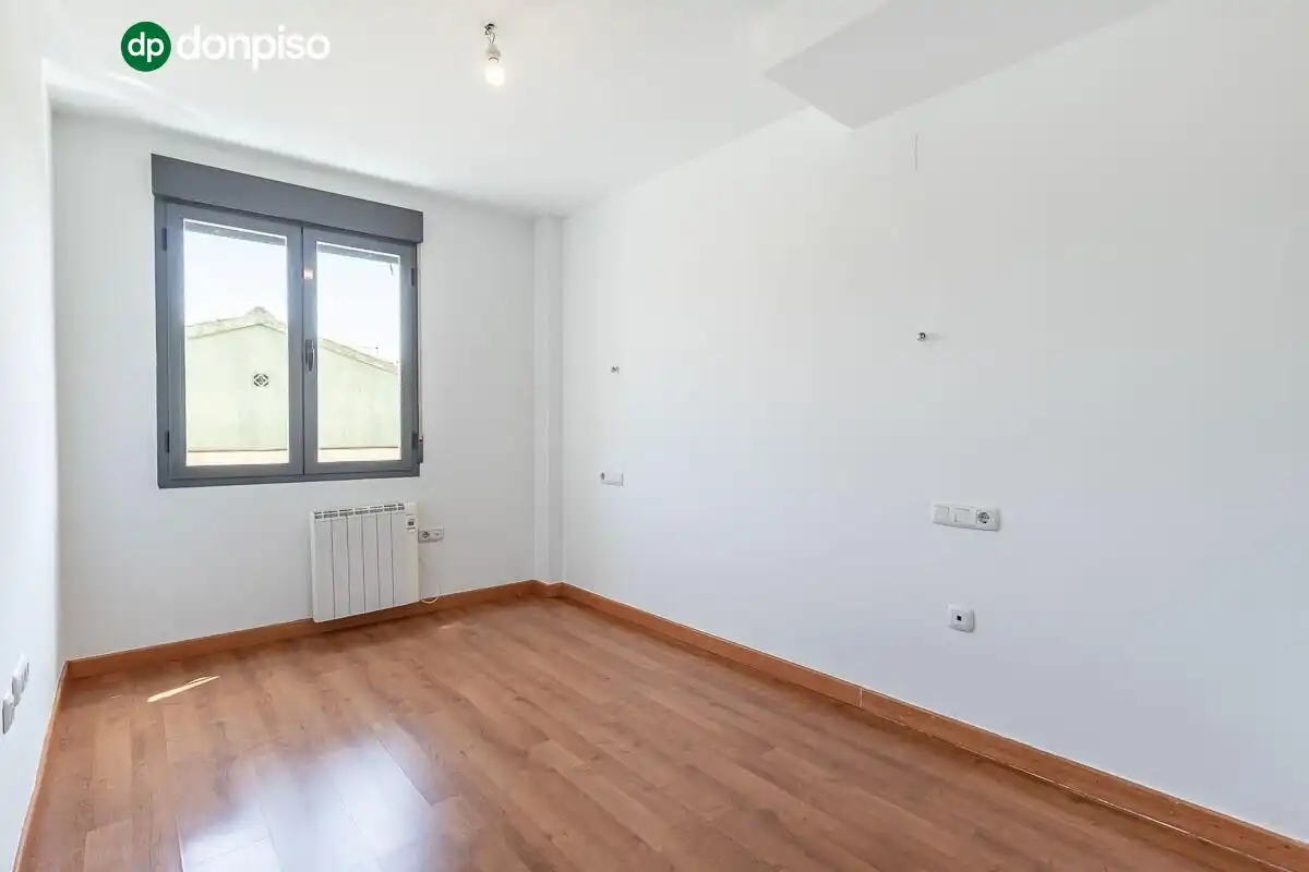 Schlafzimmer von Wohnung zum Verkauf in Armilla mit Klimaanlage, Heizung und Balkon