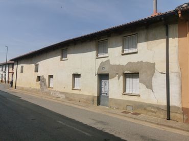 House for sale in Villaturiel