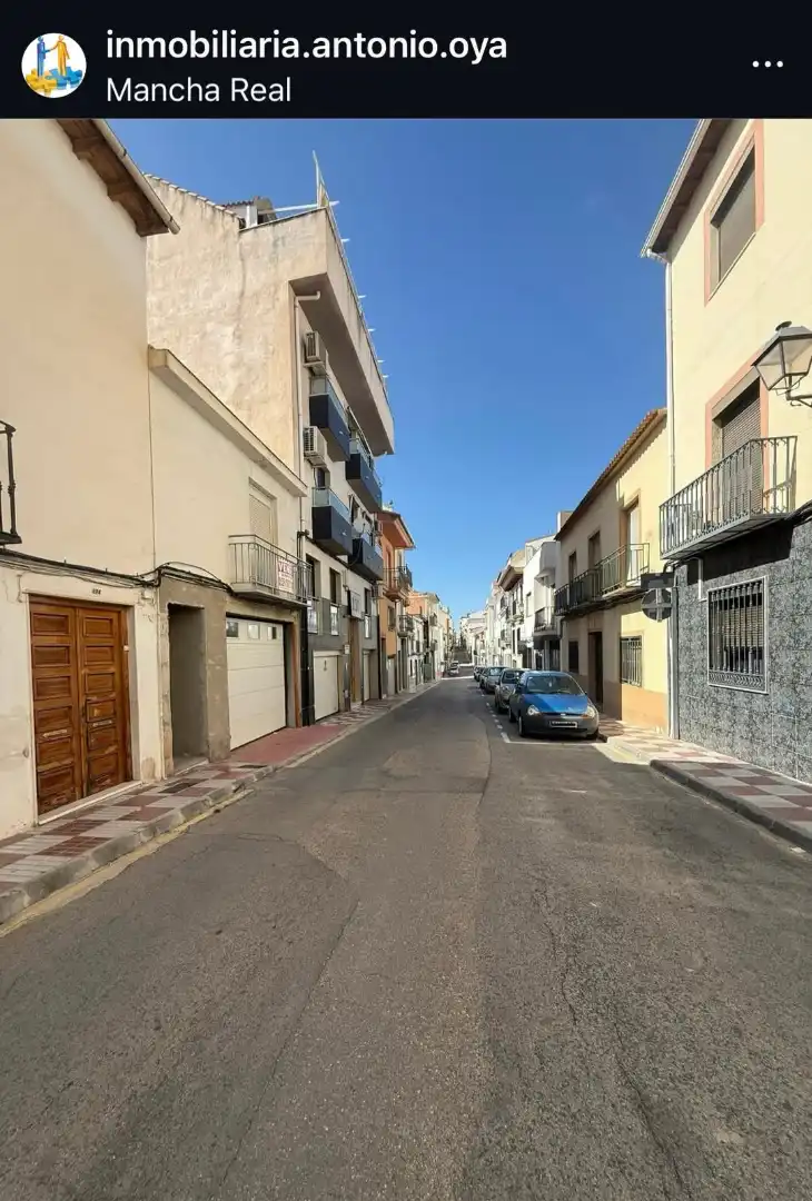 Vista exterior de Casa o xalet en venda en Mancha Real amb Jardí privat, Terrassa i Traster