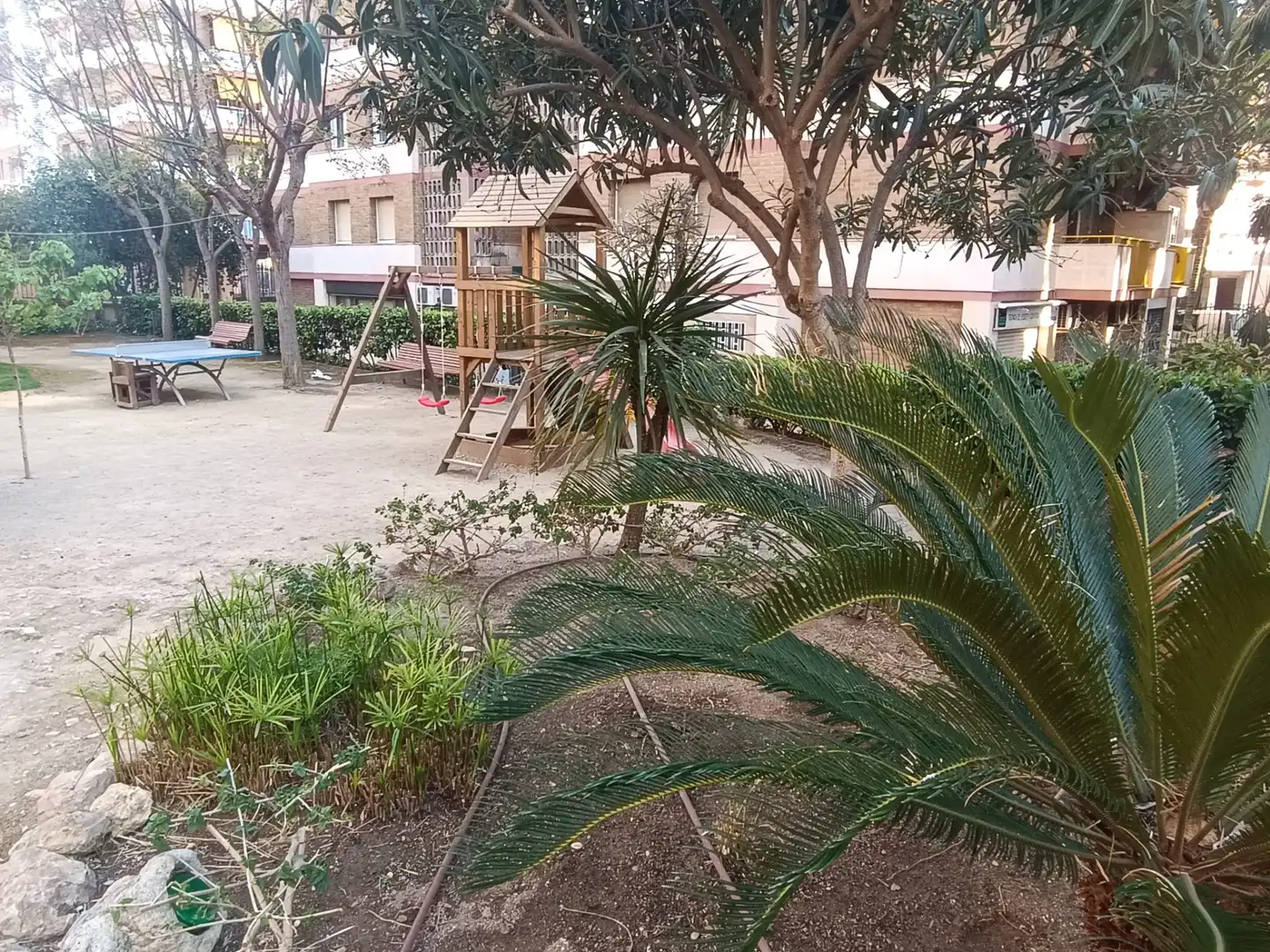 Garten von Geschaftsraum zum Verkauf in Tarragona mit Klimaanlage und Möbliert