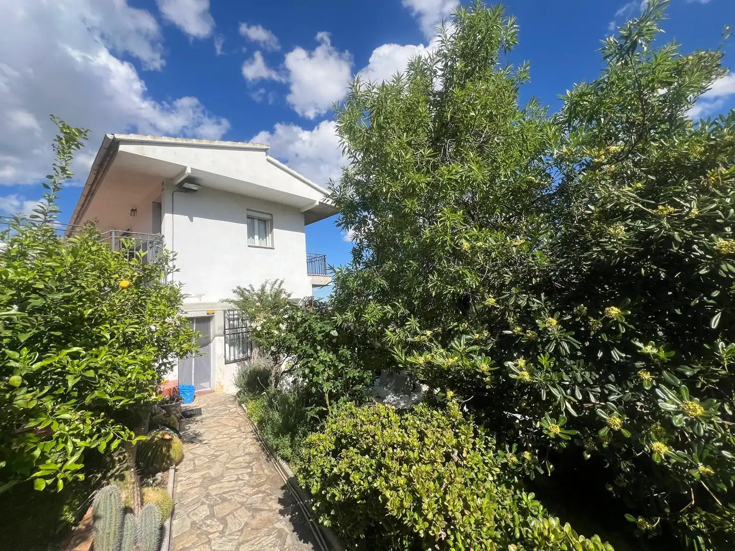 Detached house with terrace for sale in Torrelles de Foix