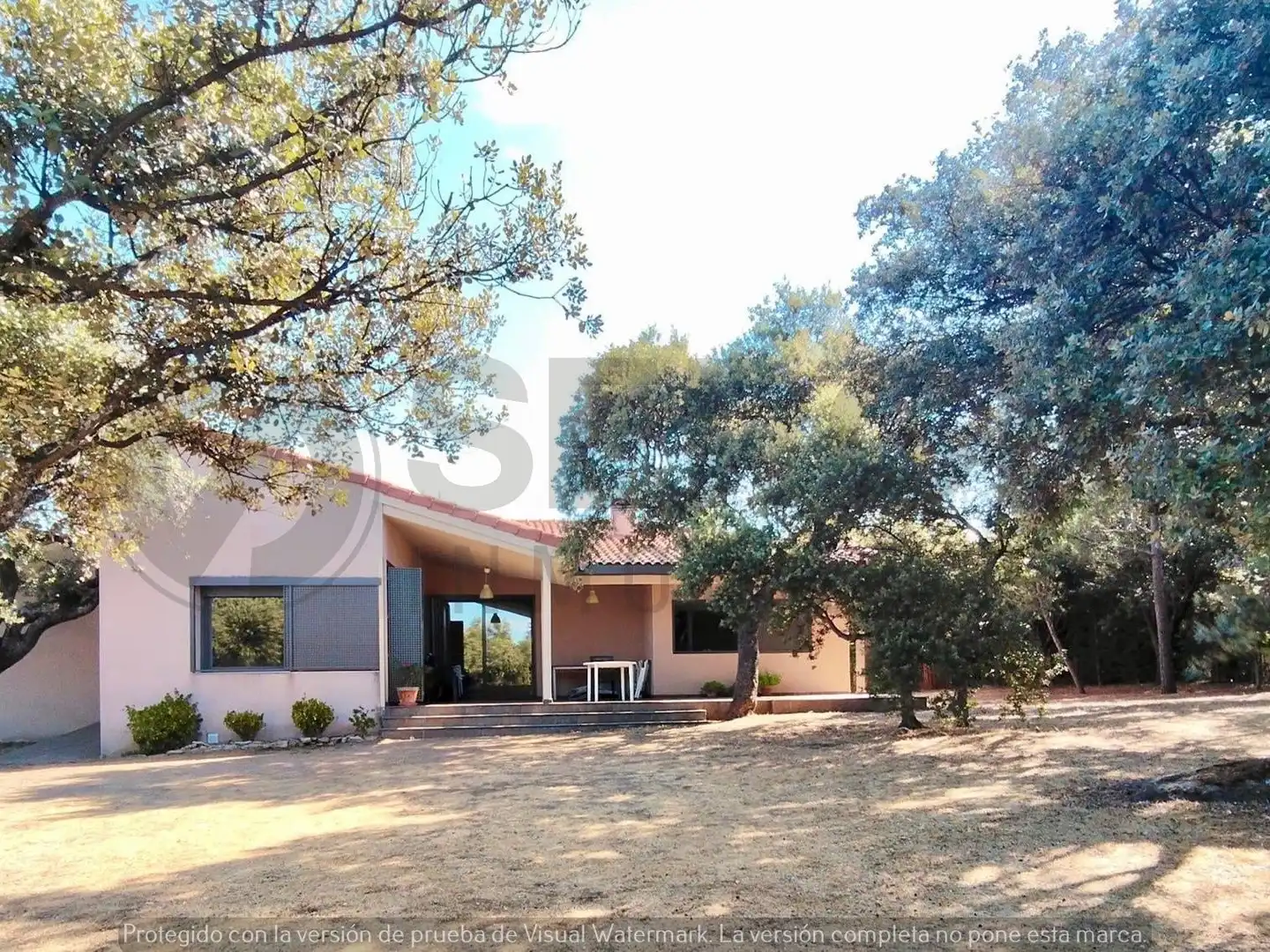 Vista exterior de Casa o xalet en venda en Navas de Riofrío amb Calefacció, Jardí privat i Traster