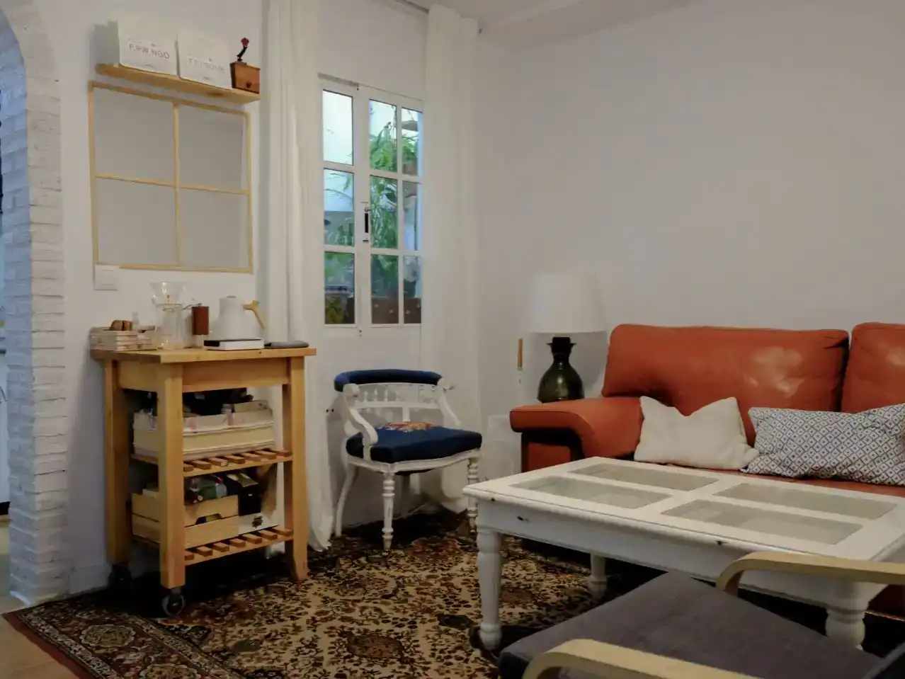 Sala d'estar de Casa adosada en venda en Prado del Rey amb Aire condicionat