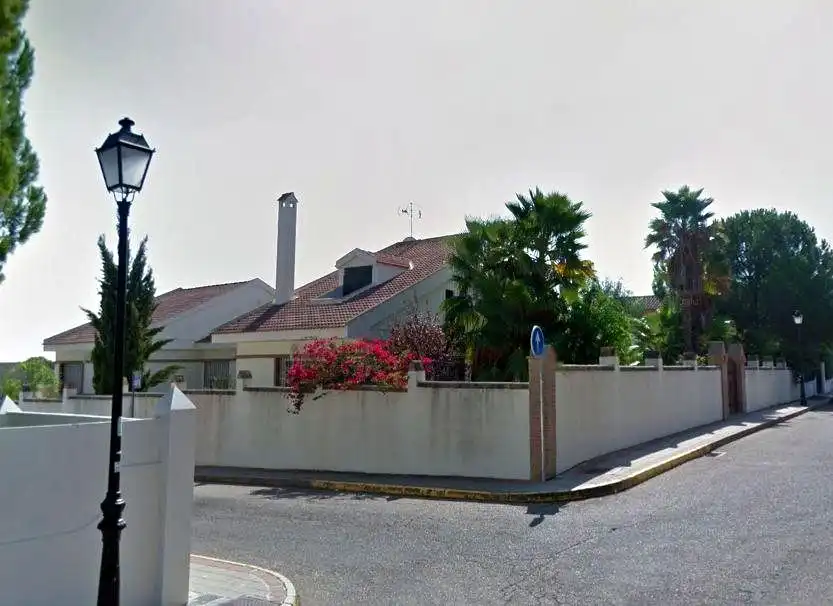 Casa amb piscina en venda a Del Almendro, imagen 5