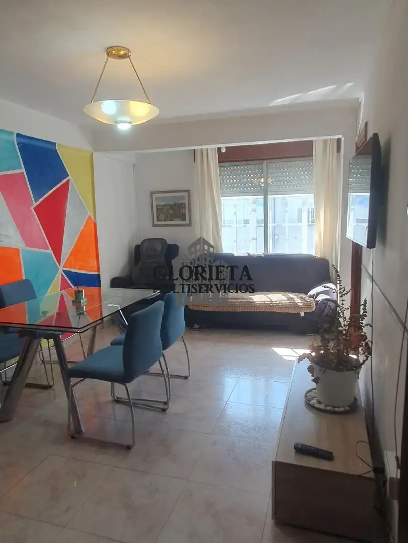 Sala d'estar de Pis en venda en Vigo  amb Calefacció, Parquet i Traster