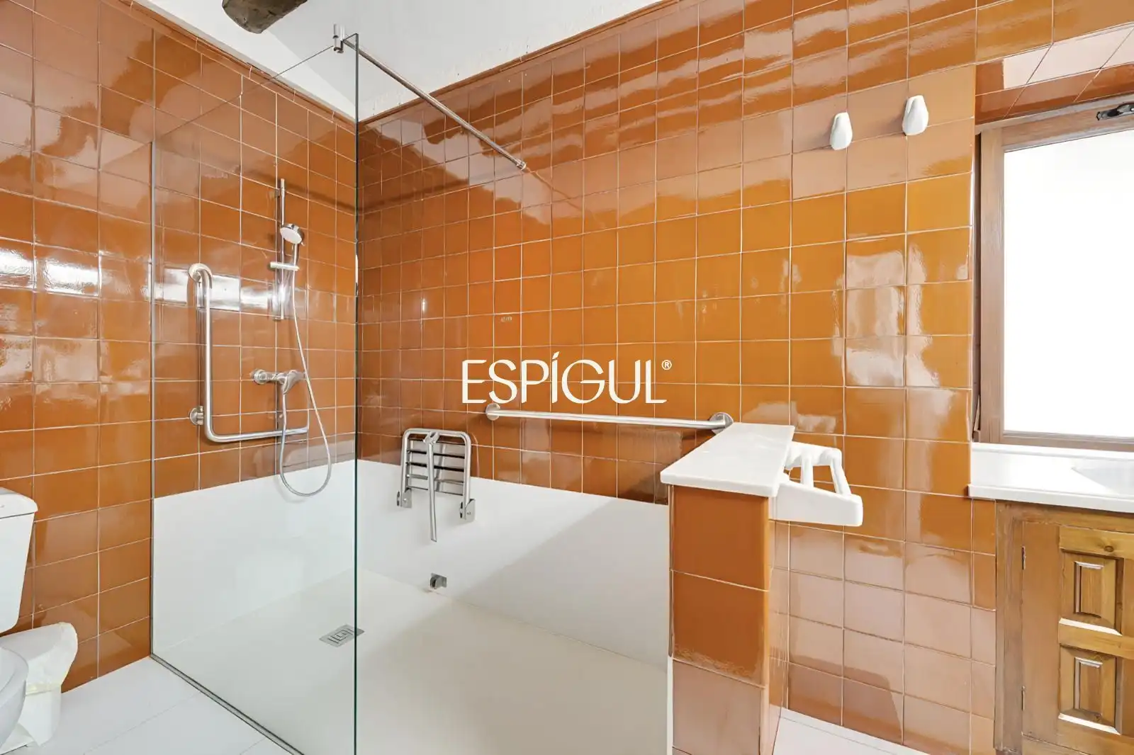 Baño de Casa o chalet en venta en Torroella de Montgrí con Calefacción, Terraza y Piscina