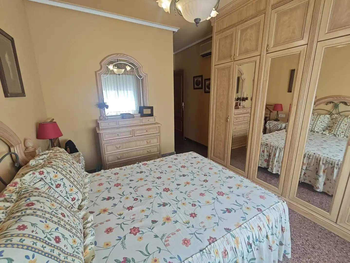 Habitación de Piso en venta en Petrer con Aire acondicionado, Balcón y Alarma