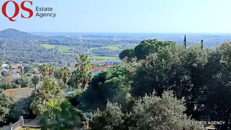 Vista exterior de Casa o xalet en venda en Tordera amb Calefacció, Jardí privat i Terrassa