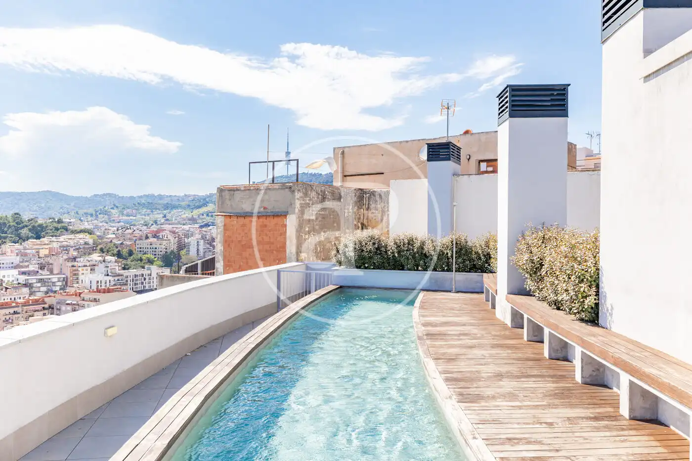 Swimming pool of Flat for sale in  Barcelona Capital  with Air Conditioner, Heating and Terrace