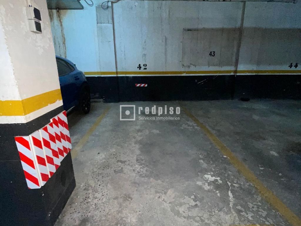 Parking of Garage for sale in  Madrid Capital