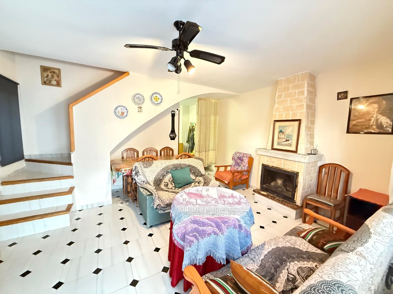 Living room of Single-family semi-detached for sale in San Román de los Montes  with Air Conditioner, Private garden and Storage room