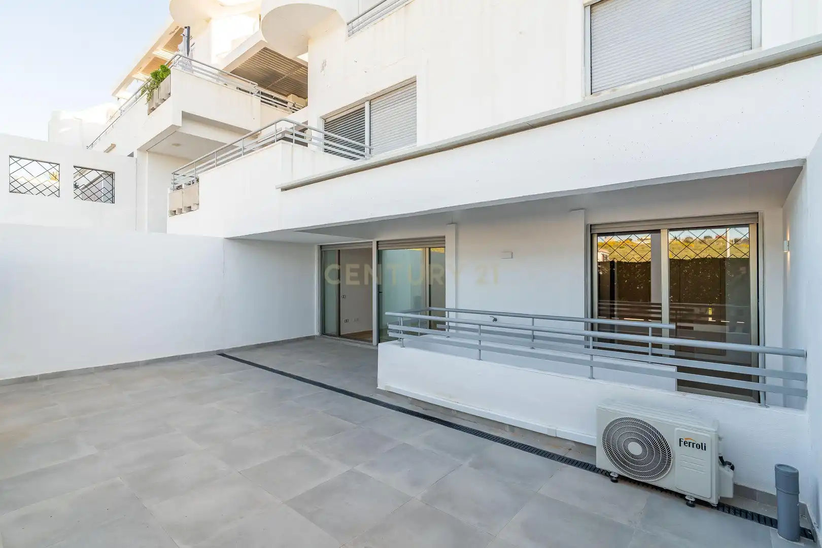 Terrace of Ground floor for sale in Mijas  with Air Conditioner, Microwave and Home automation