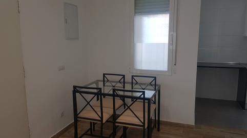Foto 5 de Apartamento de alquiler en Calle de Uruguay, La Espinilla - Parque Blanco, Madrid