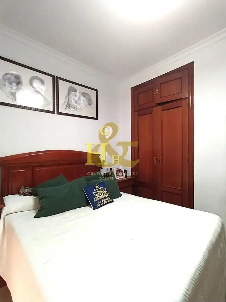Habitación de Dúplex en venta en Sanlúcar de Barrameda con Terraza y Trastero