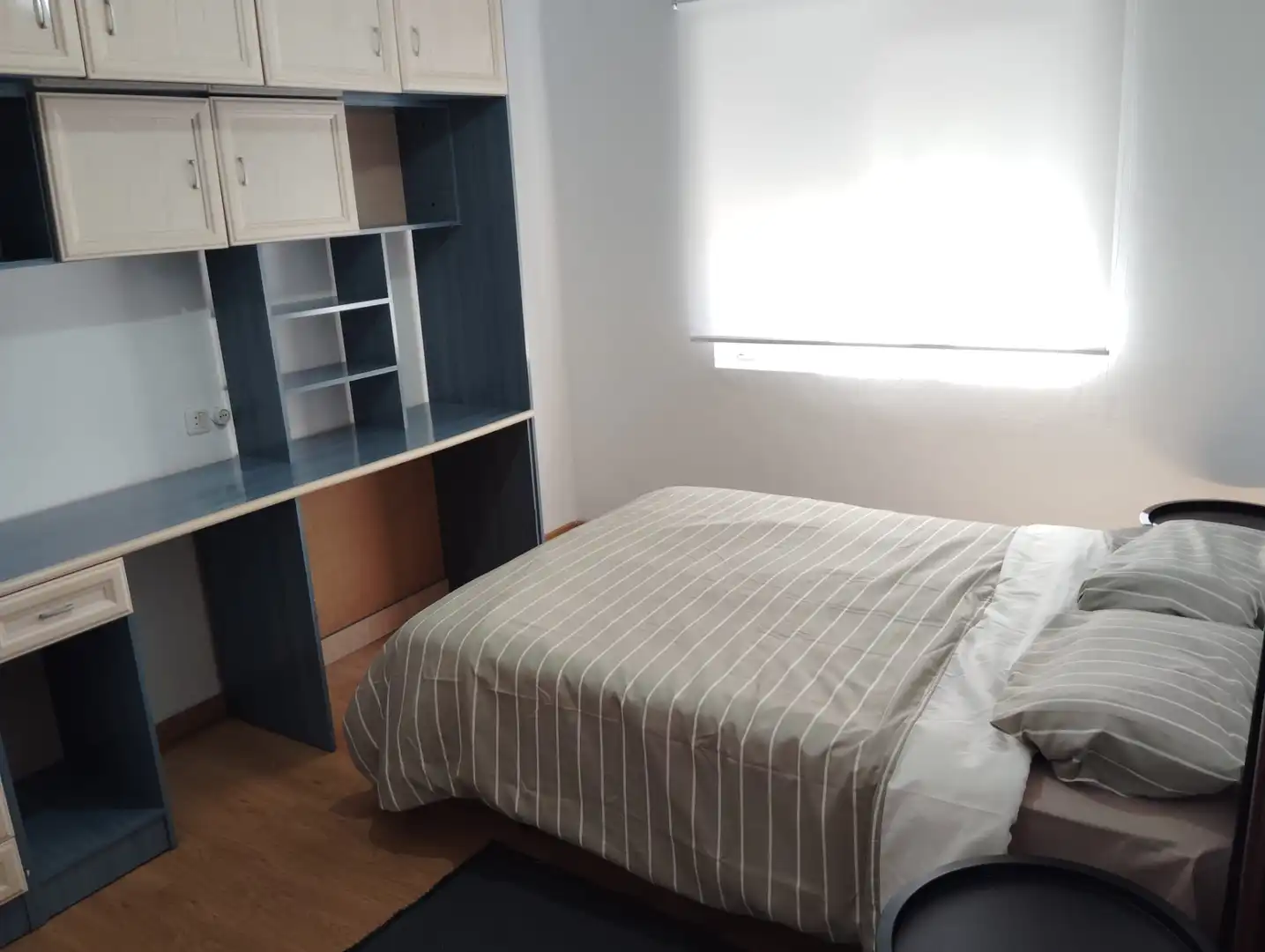 Bedroom of Flat for rent in Oviedo   with Heating, Furnished and Oven