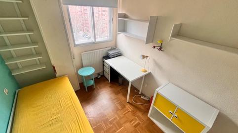 Foto 2 de Apartament per a compartir a Numancia, Madrid