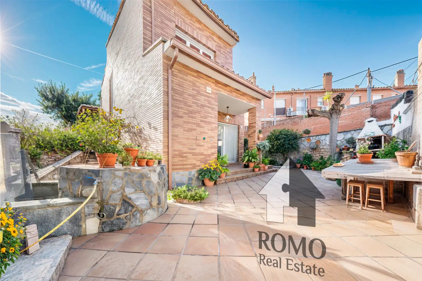 Vista exterior de Casa o chalet en venta en Santa Perpètua de Mogoda con Aire acondicionado, Calefacción y Terraza