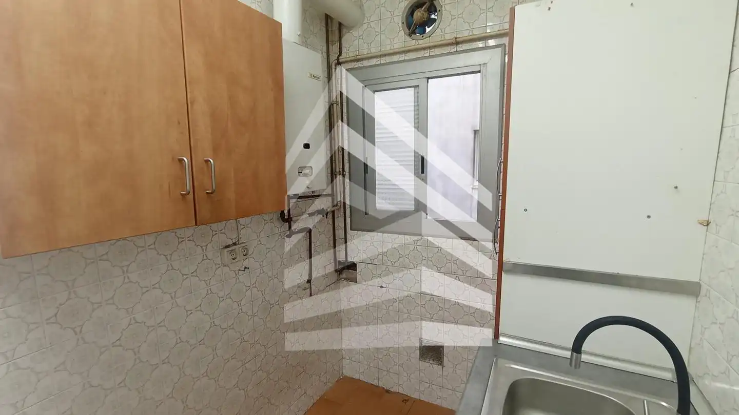Flat with terrace for sale in calle de Bofarull, imagen 13