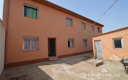 Exterior view of House or chalet for sale in  Zaragoza Capital