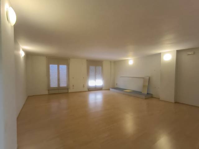 Local comercial en Alquiler en VILAFANT en Centre