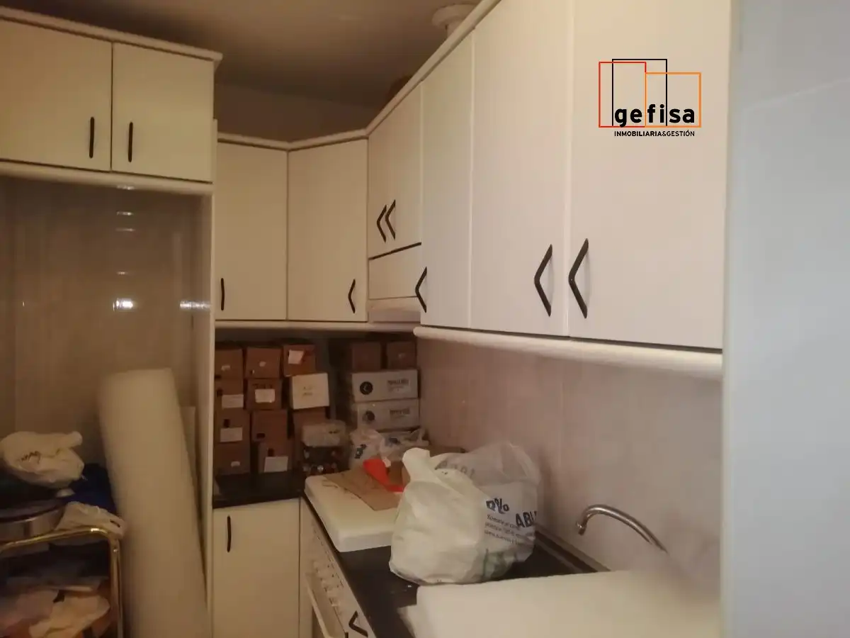 Cuina de Casa o xalet en venda en Valdepeñas amb Traster i Balcó