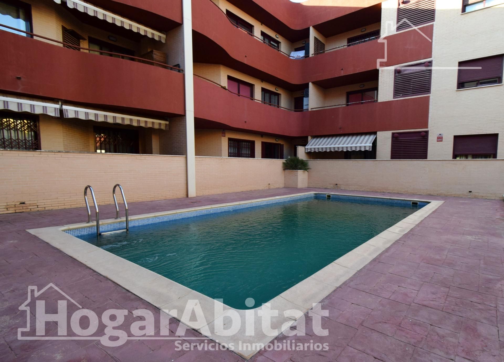 Piscina de Piso en venta en Alginet con Calefacción, Jardín privado y Terraza