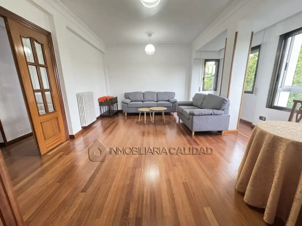 Wohnzimmer von Wohnung zur Miete in Burgos mit Heizung und Möbliert